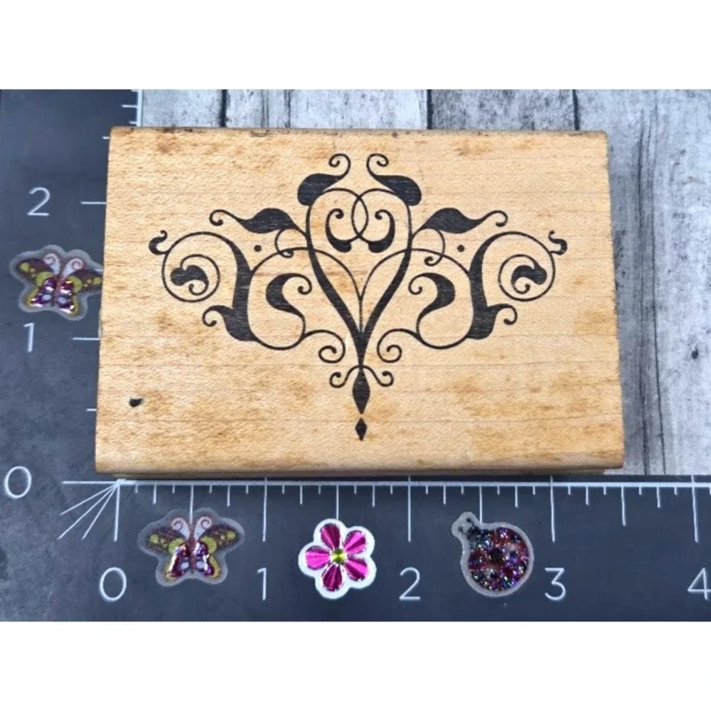 JudiKins Butterfly Arabesque 2645G Heart Flourish Rubber Stamp Wood #Q33